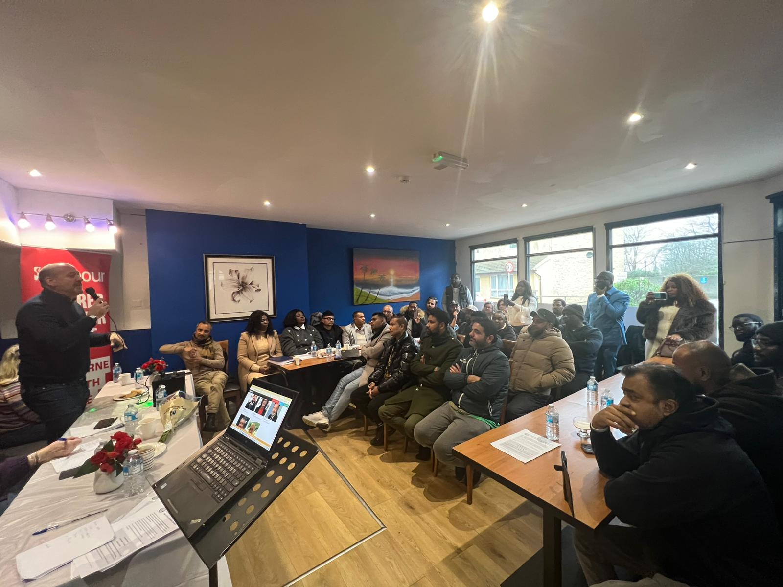 যুক্তরাজ্যে ILR-এর ৫ বছর সময়সীমা বহালের দাবিতে কর্নওয়ালে কমিউনিটি সেমিনার 13568_WhatsApp Image 2026-01-12 at 5.53.13 PM-2.jpeg